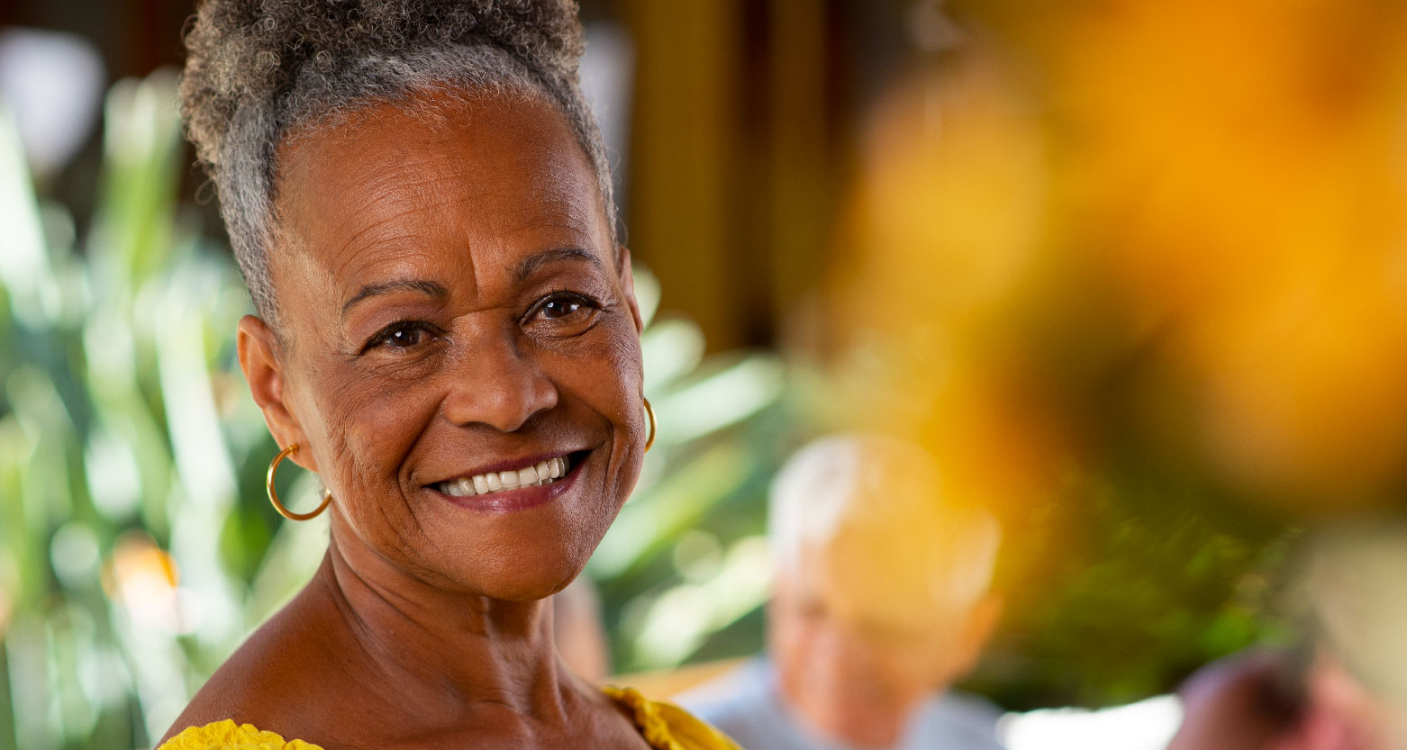 Prótese dentária de porcelana para reabilitação oral